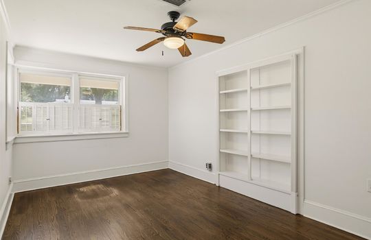 035-2108 Spence Ave-30