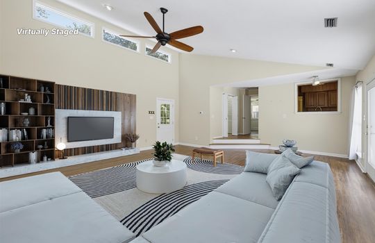 050-watermark_Property_C8D9_2108_Spence_Ave-8_14-08-26_17_19