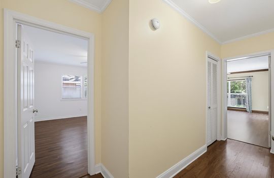 056-2108 Spence Ave-48
