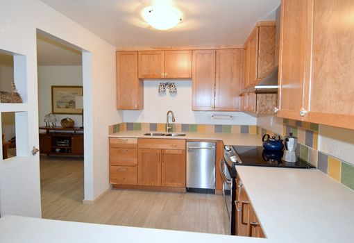 006_Newly-remodeled-kitchen