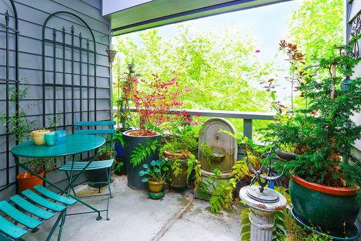 009_Private-Balcony-deck