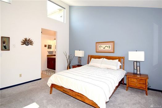 BDR-with-bath-fm-MLS