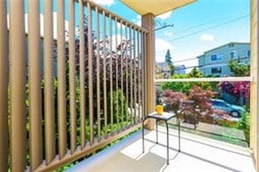 Deck-off-dining-rm-Montgomery