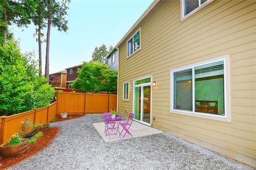 Ext-18Johanna-Burien