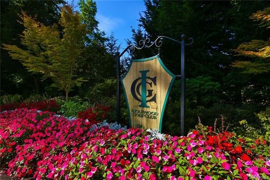 Golf-Club-sign-from-MLS