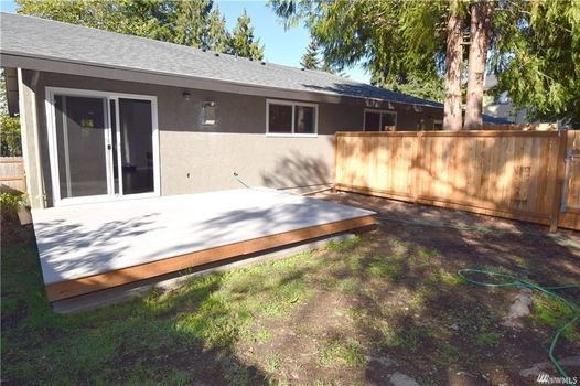 Hutton-unit-3-backyard