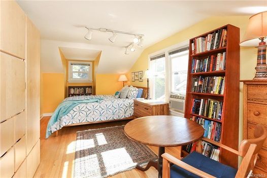 yellow-bdr-blaski (1)