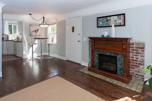 12335-Sand-Point-Way-NE-047