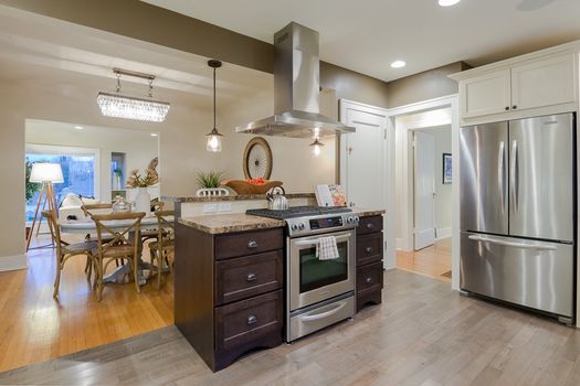 3822-42nd-Ave-NE-42_web