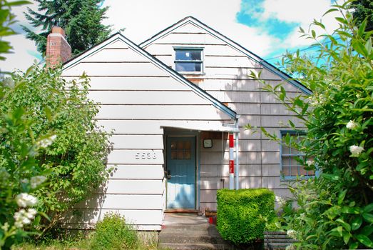 5538-39th-NE-Front-1