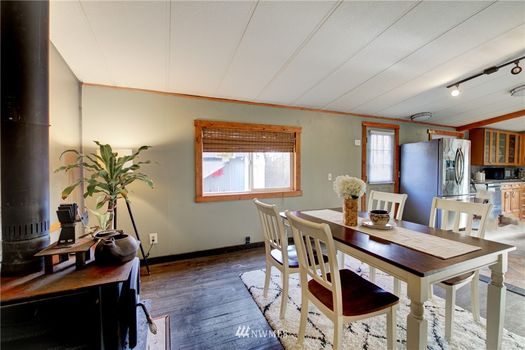 433 Logan RD Gallery Img 11