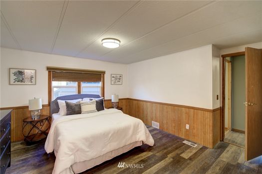 433 Logan RD Gallery Img 17