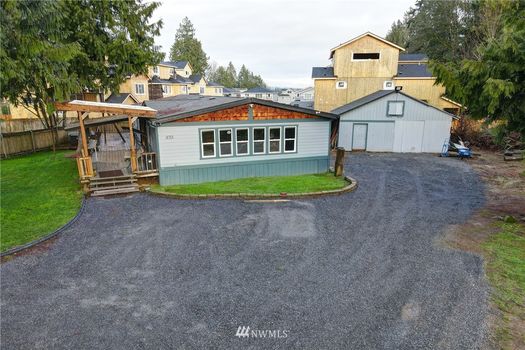 433 Logan RD Gallery Img 4