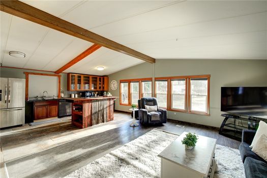 433 Logan RD Gallery Img 5