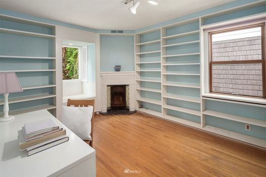 4841 NE 43rd St Gallery Img 3