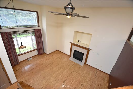 6109 71st Dr NE Gallery Img 5