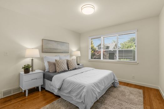 2527 7th Ave W Seattle, WA-16