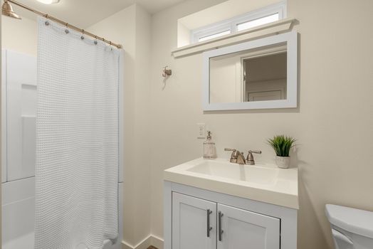 2527 7th Ave W Seattle, WA-27