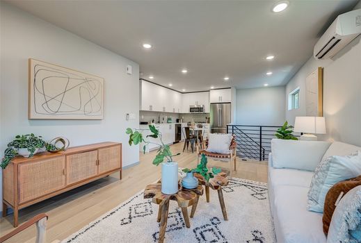 2139260 7755 26th Ave NW Eddie