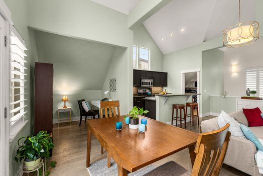 5907 40th Ave SW Seattle, WA-o