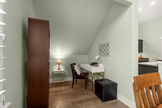 5907 40th Ave SW Seattle, WA-s