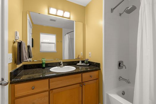 5907 40th Ave SW Seattle, WA-z1