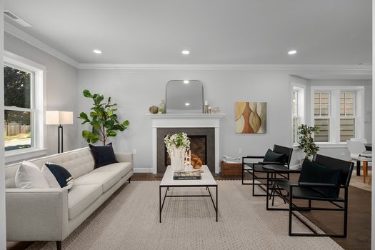 2139 5th Ave W Seattle, WA&#8211;10 2