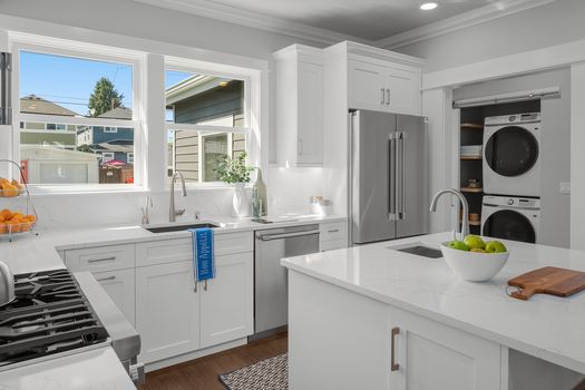 2139 5th Ave W Seattle, WA&#8211;19 2