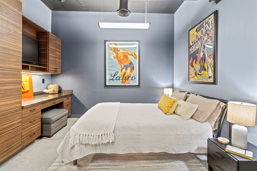 P. Master Bedroom T.V. _MG_8979