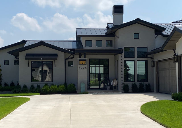 Sweetwater neighborhood, Call Ed Neuhaus, Realtor for more info on buying or selling in Sweetwater. 512-827-8830 or visit www.neuhausre.com