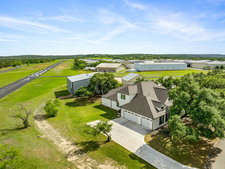 1-web-or-mls-20240407 135 Bedford Dr Spicewood (1 of 84)