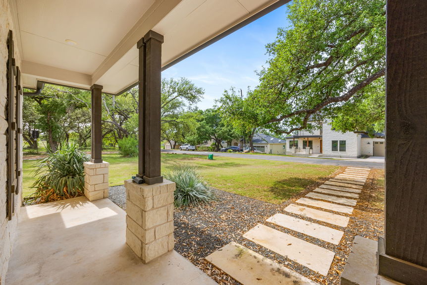 10-web-or-mls-20240407 135 Bedford Dr Spicewood (10 of 84)