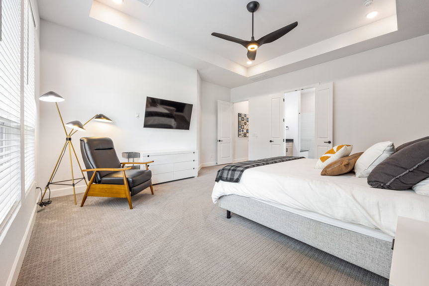 14-web-or-mls-20240407 135 Bedford Dr Spicewood (14 of 84)