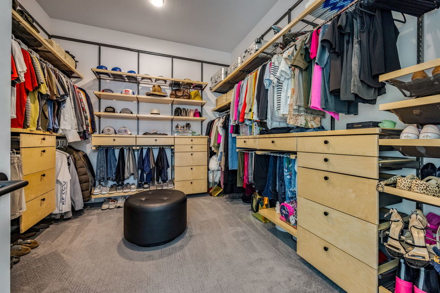 18-web-or-mls-20240407 135 Bedford Dr Spicewood (18 of 84)