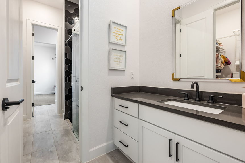 47-web-or-mls-20240407 135 Bedford Dr Spicewood (47 of 84)