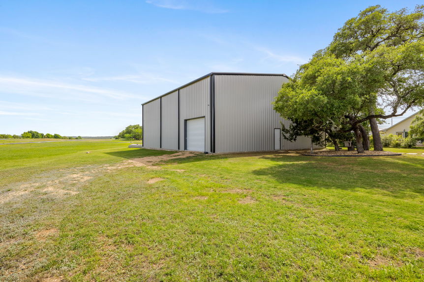 73-web-or-mls-20240407 135 Bedford Dr Spicewood (73 of 84)