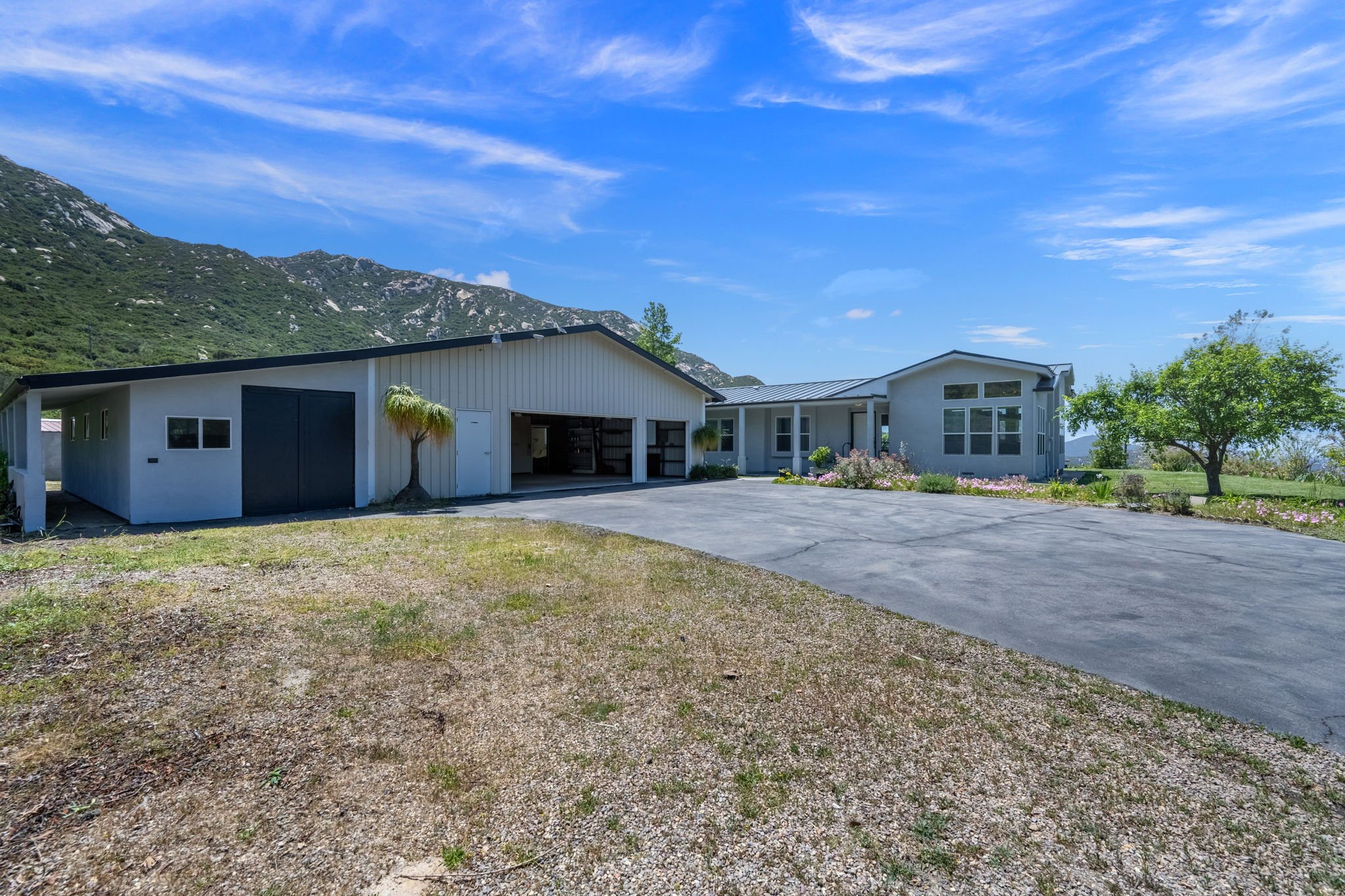 35-web-or-mls-Photo 49