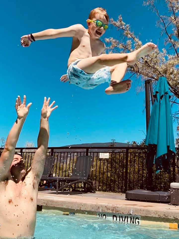 nixon-cannonballing-at-summerland-resort