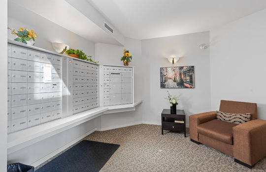 021-208 3550 Woodsdale Road-21