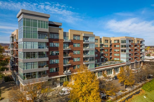 Regas Square Exterior Photo