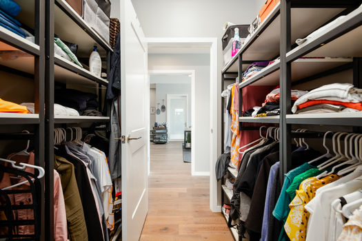 333. W Depot Avenue Regas Square Condo Interior WIC 1