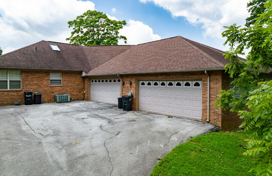 213 Brentwood Way-29