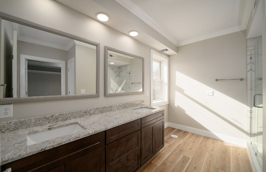 2412 Grand View Ct-14
