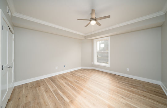 2412 Grand View Ct-18
