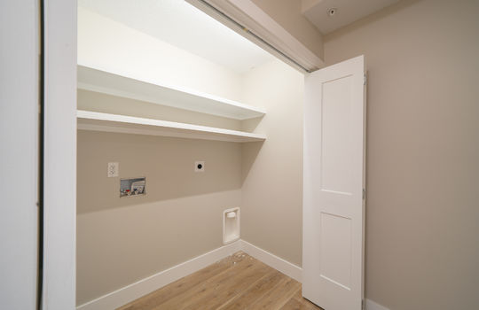 2412 Grand View Ct-21