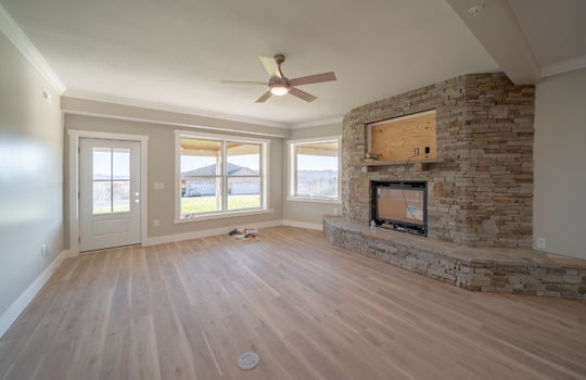 2414 Grand View Ct-4