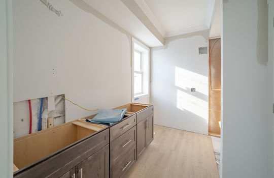 2422 Grand View Court-15