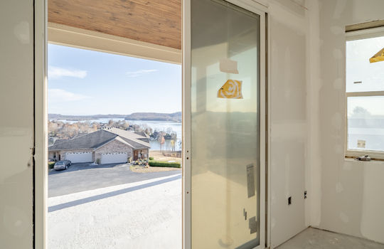 2432 Grand View Court-15