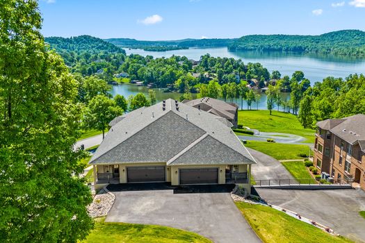 Lakeside-Reserve-Condos-67 (1)
