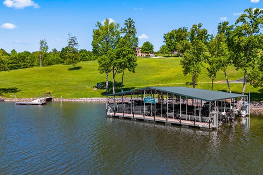 Lakeside-Reserve-Condos-81